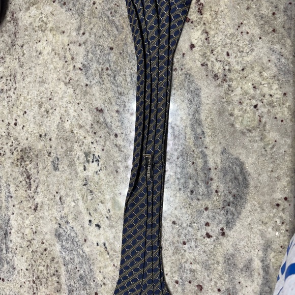 Ascot Tie Silk Scarf - Picture 3 of 4